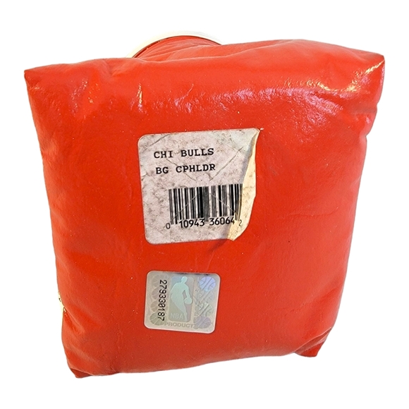 Chicago Bulls Vintage Red White Weighted Beanbag Style Beer Cola Dink Coozie - Picture 8 of 9